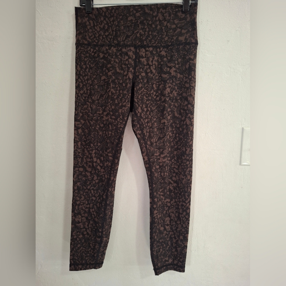 lululemon athletica Brown Patterned Leggings Size 10 - Picture 2 of 6